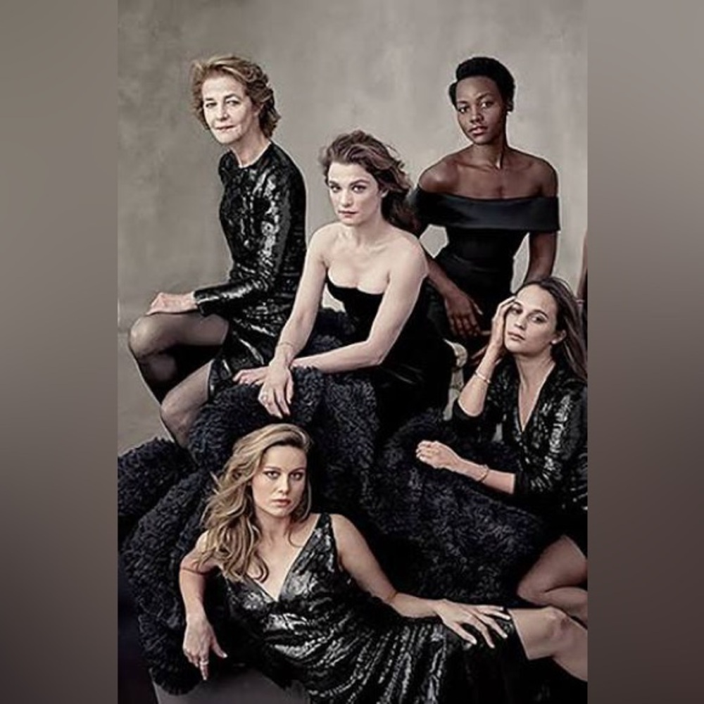 Vanity Fair Hollywood 2016 - Picture 3 of 5